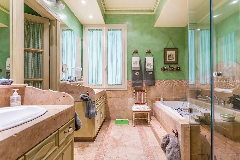 *****  Plaza De San Sebastian Hotel Seville Spain